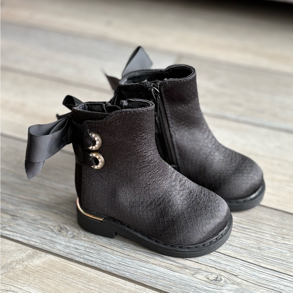 Toddler Black Boots with Bow